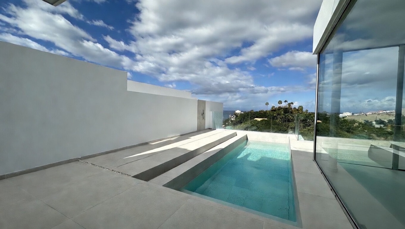Villa Moderna en Siam Gardens