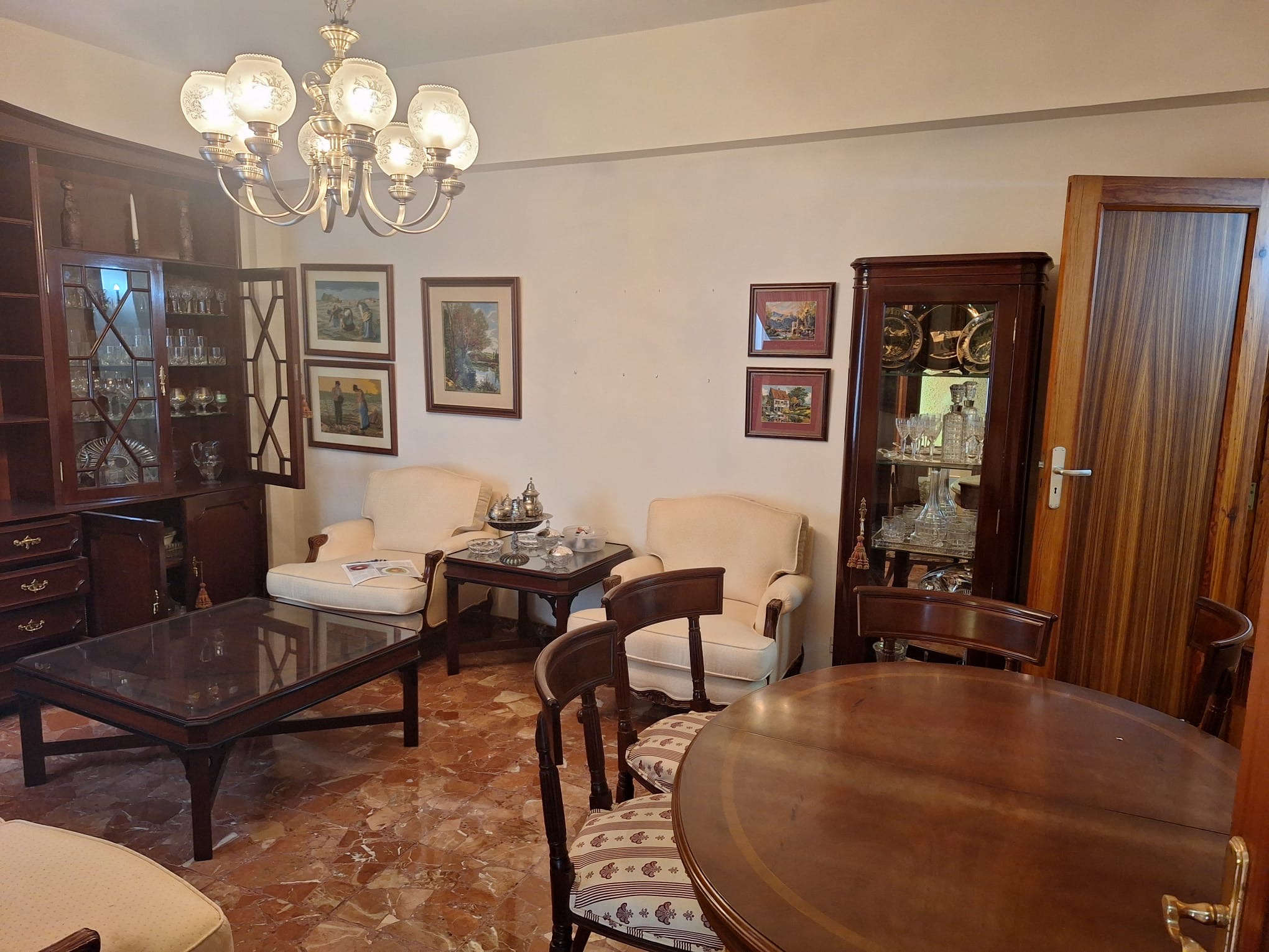Casa Familiar de 3 Plantas en Guía de Isora