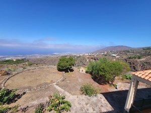 Finca Rural con Vivienda en Tejina, Guía de Isora