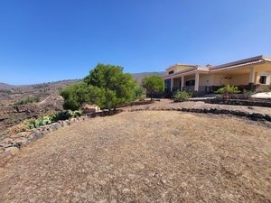 Finca Rural con Vivienda en Tejina, Guía de Isora