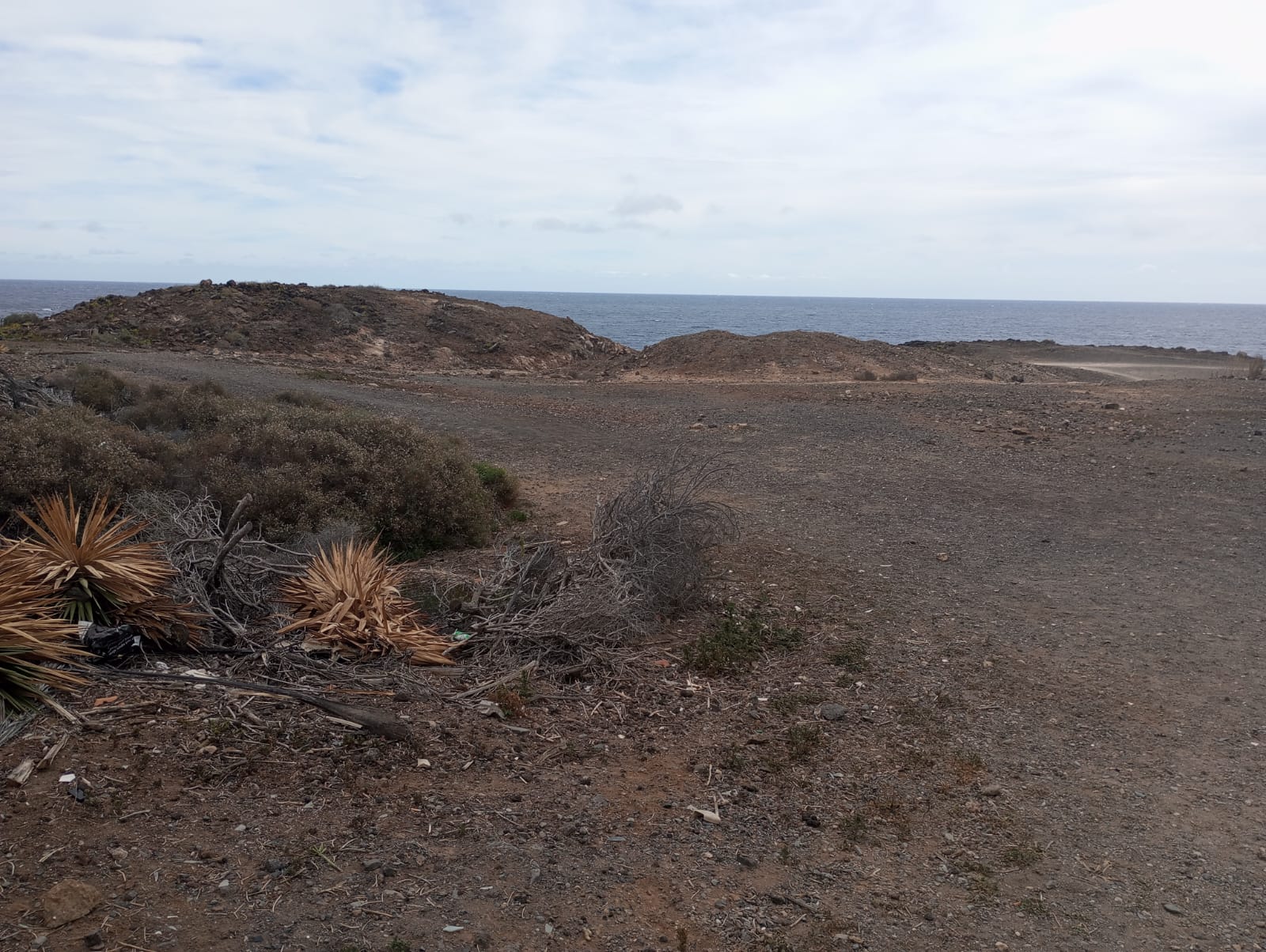 Parcela hotelera en primera línea de mar en el sur de Tenerife