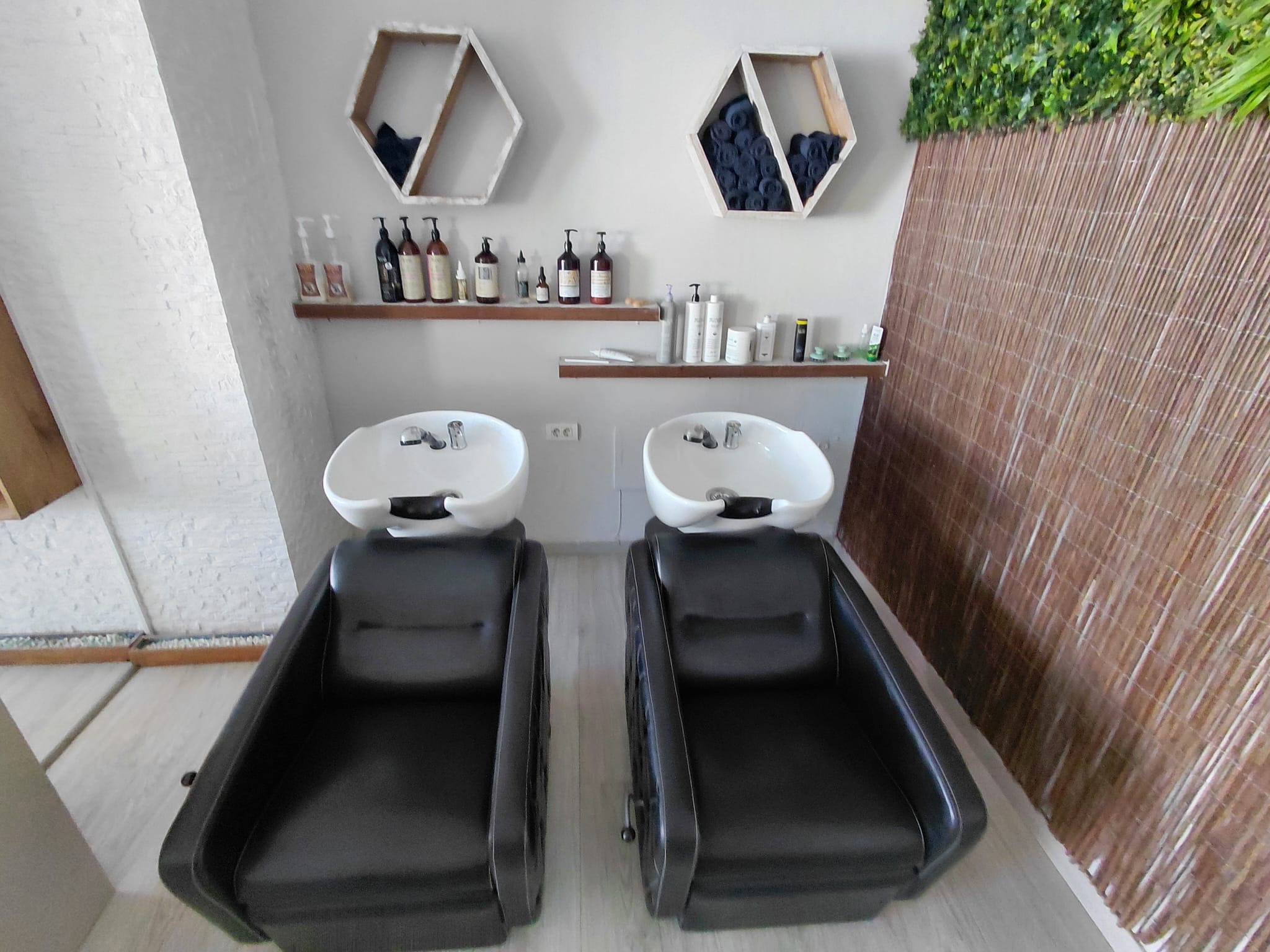 Geschäftsübernahme eines voll ausgestatteten Friseursalons im Ferienort Fañabé, Costa Adeje