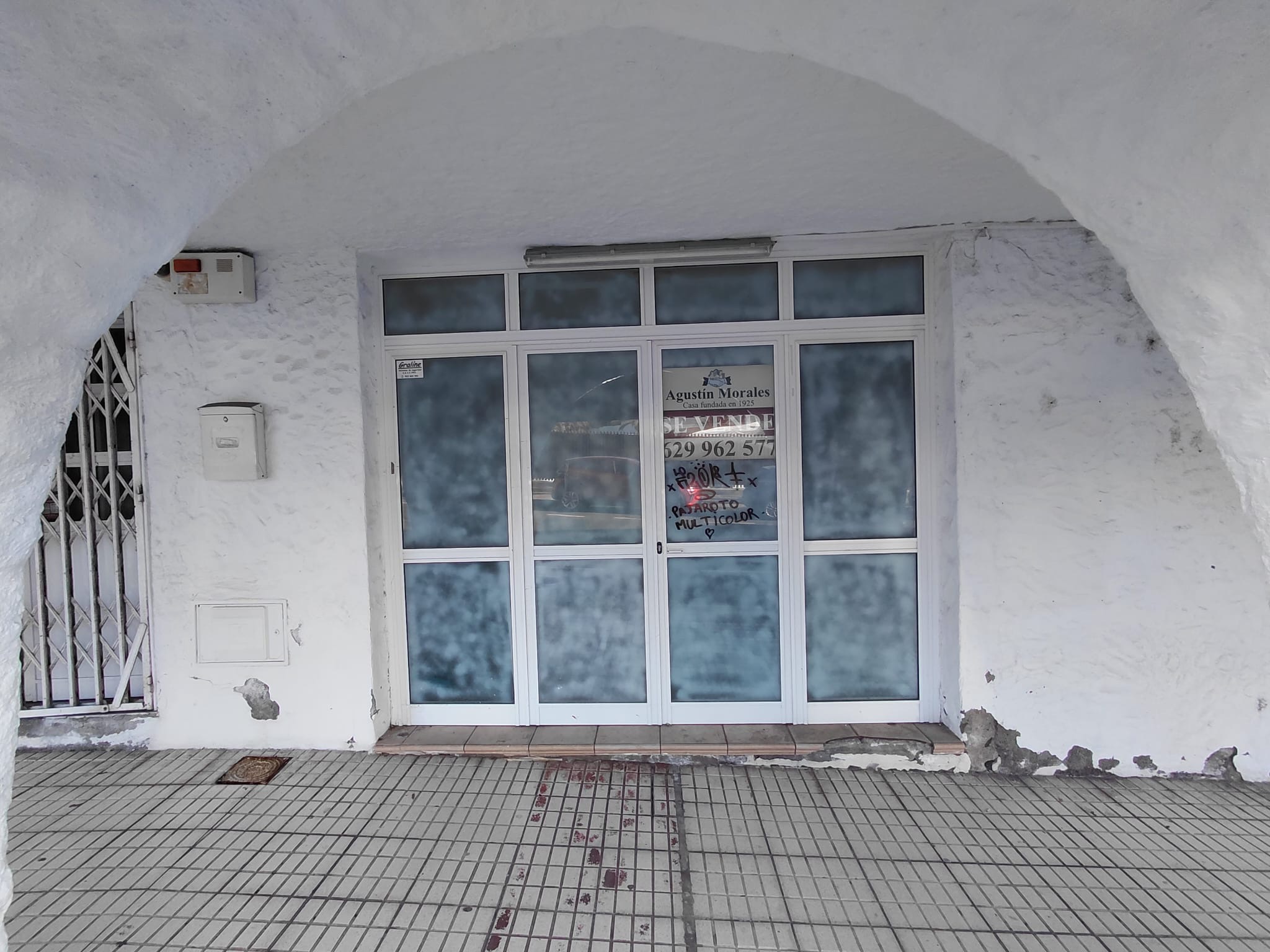 Local comercial en venta o alquiler en la Urbanización Playa Paraíso, Costa Adeje