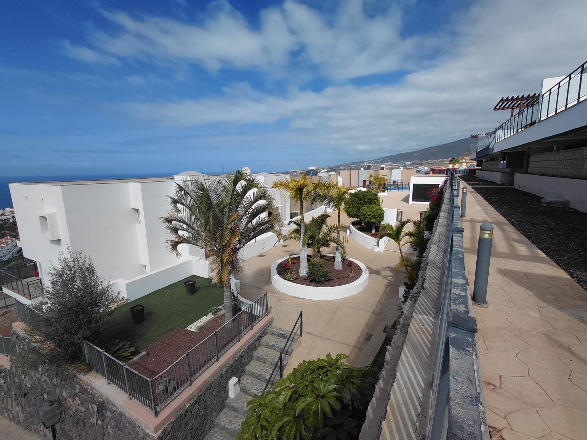 Apartamento reformado de 2 dormitorios en alquiler en la Urbanización San Eugenio, Costa Adeje