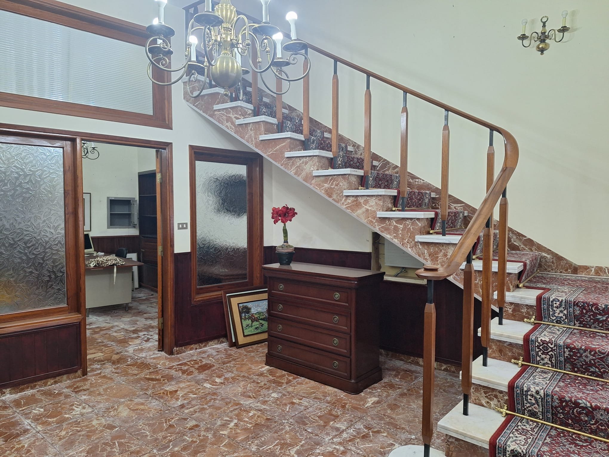 Casa señorial de tres plantas con garaje y azotea en el Casco Histórico de Guia de Isora