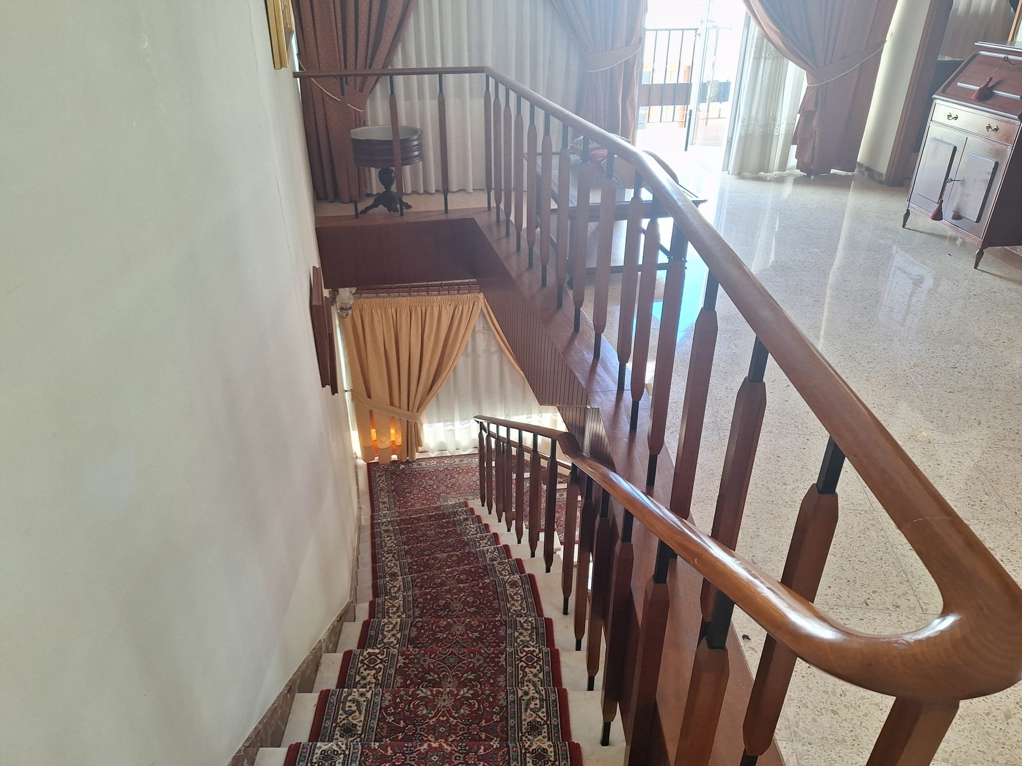 Casa señorial de tres plantas con garaje y azotea en el Casco Histórico de Guia de Isora