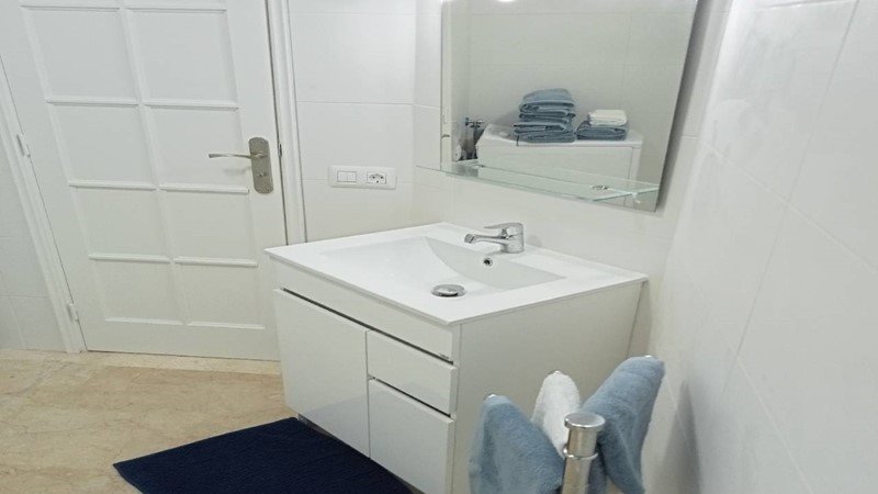 Apartamento en alquiler – Urbanización San Eugenio, Adeje