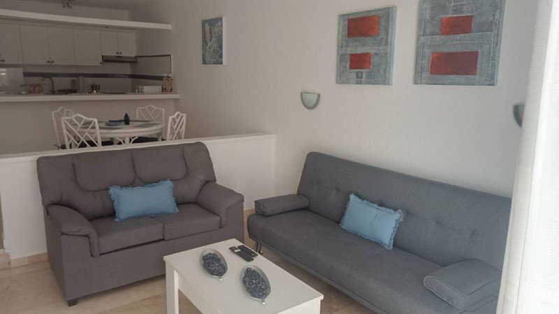 Apartamento en alquiler – Urbanización San Eugenio, Adeje