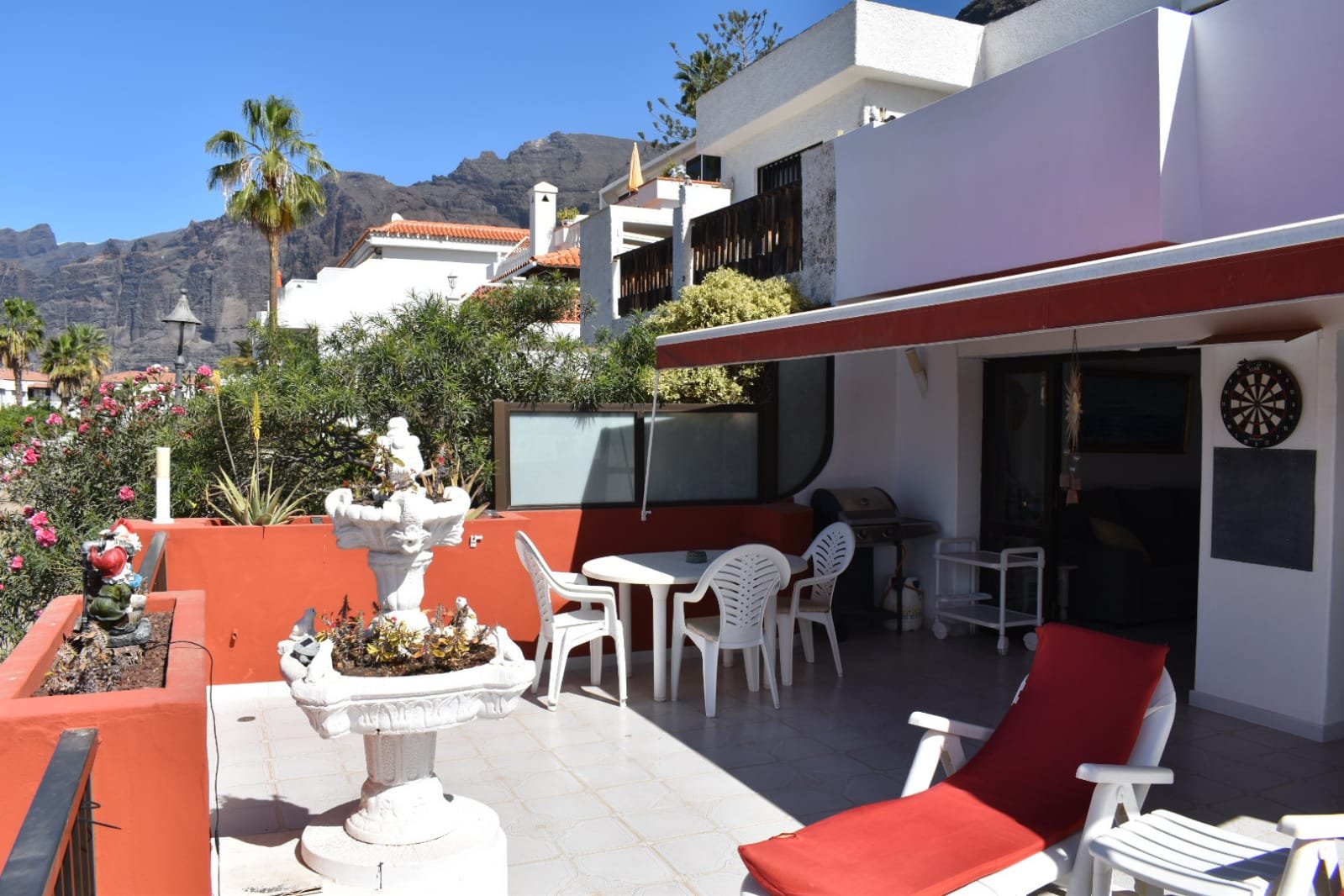 Casa en alquiler con piscina privada y vistas al mar en Los Gigantes
