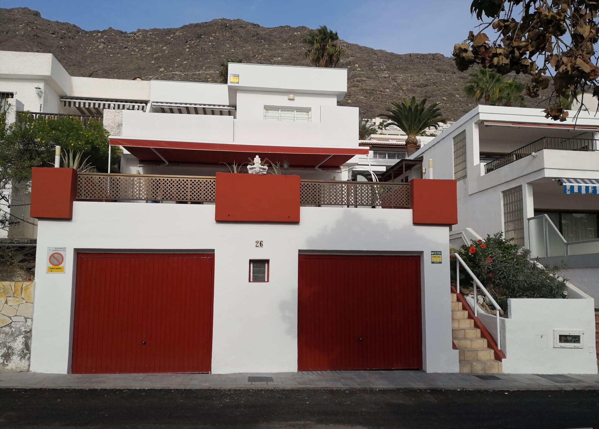 Casa en alquiler con piscina privada y vistas al mar en Los Gigantes