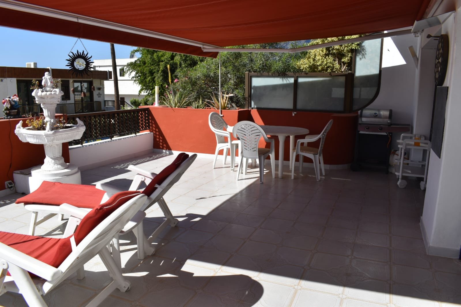 Casa en alquiler con piscina privada y vistas al mar en Los Gigantes
