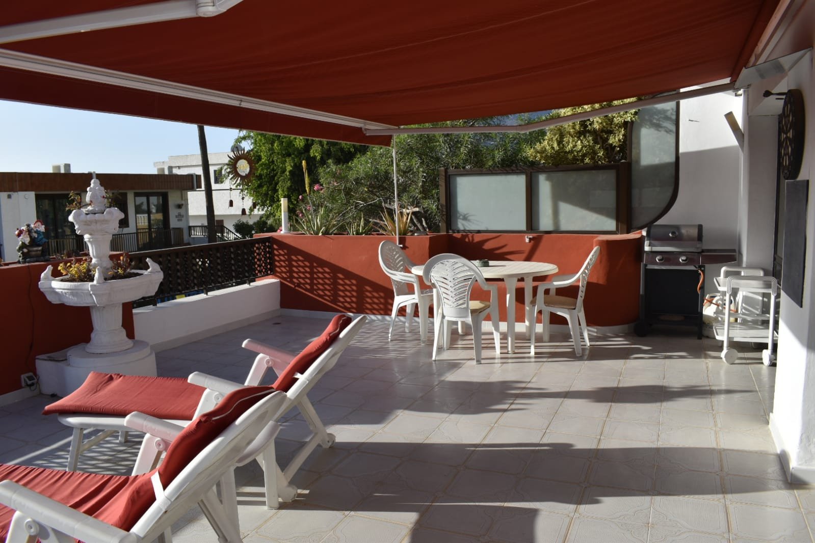 Casa en alquiler con piscina privada y vistas al mar en Los Gigantes