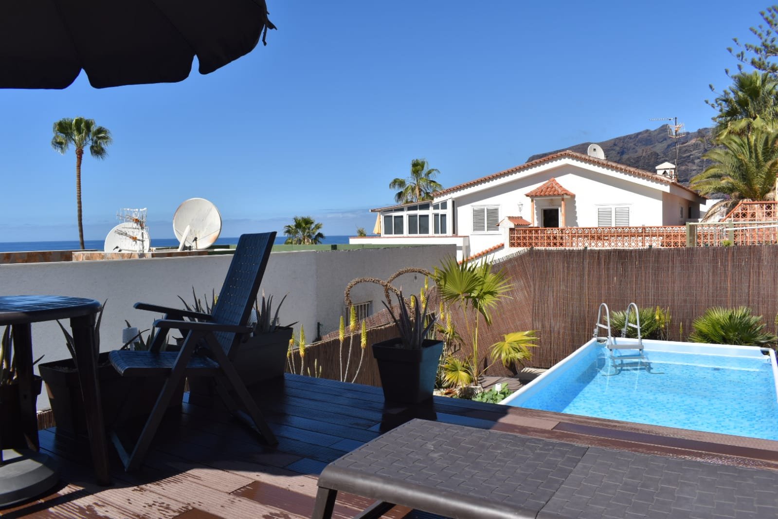 Casa en alquiler con piscina privada y vistas al mar en Los Gigantes